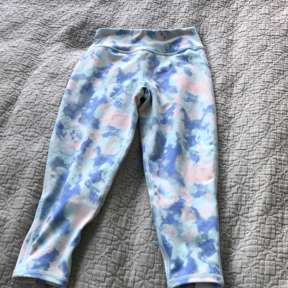 Athletic leggings